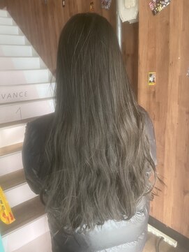 アヴァンス 天王寺店(AVANCE.) オリーブベージュ×透明感カラー