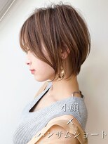 20代30代40代抜け感ショートヘアレイヤーミルクティベージュ