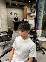 イーラ(era) スペインカールパーマ/メンズ/刈り上げ/眉毛