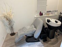 アスク(AsK)の雰囲気（フルフラットタイプで首や腰に負担なく頭浸浴ヘッドスパに最適）