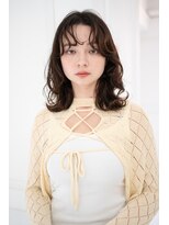 マグノリア オモテサンドウ(MAGNOLiA Omotesando)&nbsp;クシャッとかわいいくびれヘアミディ