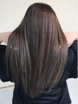 ロカ バイ ティアトロ ヘア サロン(ROCA by teatro hair salon) 髪質改善 アッシュブラウン 美髪 透明感カラー 艶髪 縮毛矯正