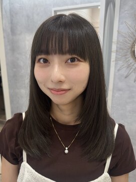 クララジャパン ヒノデ(CLALA JAPAN Hinode) 韓国風　前髪カット　艶髪　レイヤーカット　サイドバング