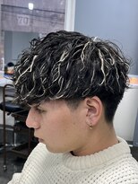 キングオブヘア バイ ノイズ 梅田茶屋町店(KING of hair by NOISM)&nbsp;*NOISM波巻きツイストスパイラルツーブロックセンターパート