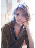 ACE LA プラチナグレージュ×流しバング