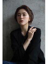 リバレッジ 広尾(Leverage)&nbsp;インナーカラー効かせた大人かきあげボブ