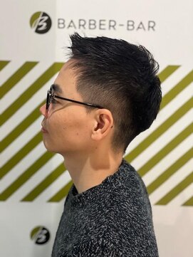 バーバーバー 四谷(BARBER-BAR) 大人の刈り上げスタイル