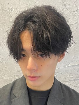 フィフス 原宿(fifth) 【濡れ感かき上げ波巻きパーマ、ツイストスパイラルパーマ】