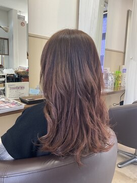 コアフィールフィス(COIFFURE fils) 新規お得クーポンあり【見附　今町】ピンクグラデーション