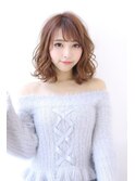 ミックス巻きが可愛いブラウンベージュ