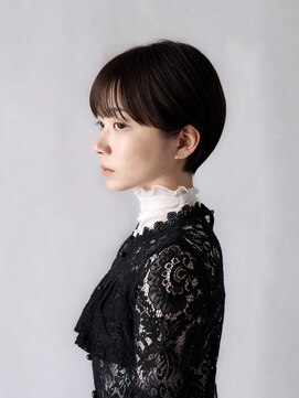 モノリス(MONOLITH.) 耳掛けショートヘア