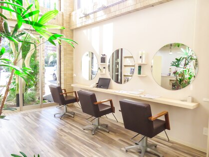 ヘアメイク エイムズ シュアーニューエイジ(HAIR&MAKE aim.s SUR UN NUAGE)の写真