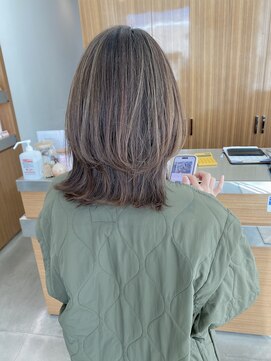カッツ 駅家店(CUT S) ナチュラルハイライトカラー〇
