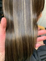 ロマンヤカタ ファース(ROMAN YAKATA fars) 髪質改善 ケアブリーチ ハイライトカラー 艶髪@田代3/15