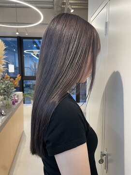 シダ(sida SAIIN) 20代30代ロングダブルカラー