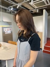 セルニ 福島(SELNI) 20代30代40代 オリーブベージュ/ミディアムレイヤー