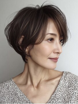 ハーツ(Heart's) 白髪ぼかし脱白髪染め似合わせショートボブ40代50代60代