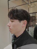 アイヴィ 表参道(IVY)&nbsp;メンズ毛流れセンターパートパーマ