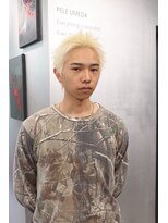 ペレ 梅田(PELE) 刈り上げセンターパート/波巻きツイストスパイラル/梅田