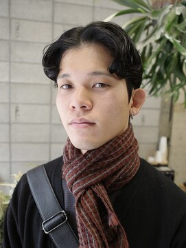 ウェウェ(wewe) メンズ ニュアンス ナチュラルセンターパート