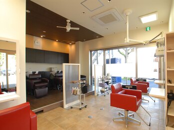 Lien　hair design studio　（リアン　ヘアーデザインスタジオ）