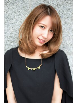 ナナナ パレナ 宝塚店(nanana parena) 柔らかなJカールで大人ミディヘア【nanana parena】