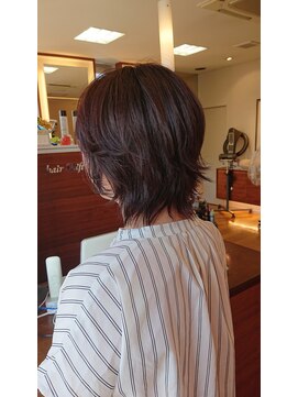 ヘアーシフトミチコ(hair Shift MICHIKO) ウルフショート