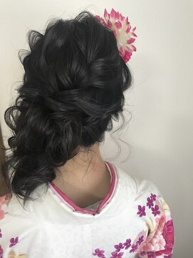 ヘアスタジオニコ(hair studio nico...) サイドアップ