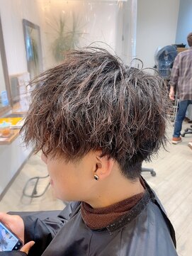 バグズ ヘアデザイン 桔梗が丘店(Baguz HAIR DESIGN) ツーブロック刈り上げパーマスタイル#ダークグレージュ20代30代
