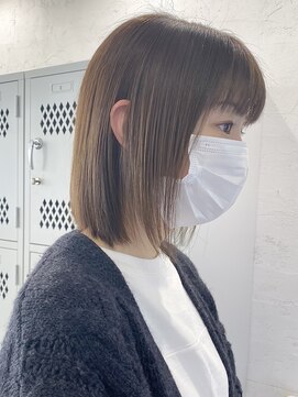 エリマ 調布(elima) 長め大人ボブ 前髪あり アッシュベージュ イルミナカラー