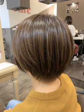 アルターリール(aL ter Rire) 首元すっきりマッシュショート.福原遼華