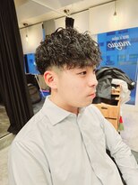 マジック(magic)&nbsp;パーマ初挑戦おすすめ！！根元外しツイスパ