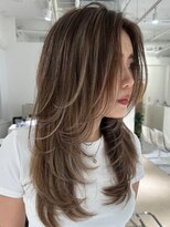 アンダーバーホワイトモデ 河内長野(_WHITE mode) ハイライトカラーミルクティーベージュレイヤーカット