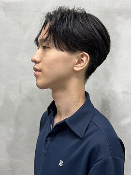 ウクラ バイ レシッド 池袋(uchla by rcid) 韓流センターパートアップバング黒髪コンマヘアツーブロック韓国