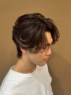 ジェットブラックキューサンロク(JET BLACK 936) フェザーパーマ/カスタム　【風を味方に、シルエットで魅せる】