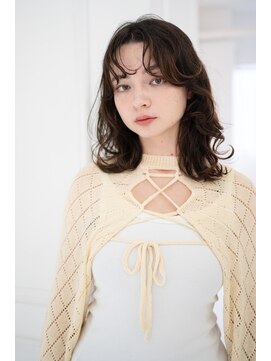 マグノリア オモテサンドウ(MAGNOLiA Omotesando) クシャッとかわいいくびれヘアミディ