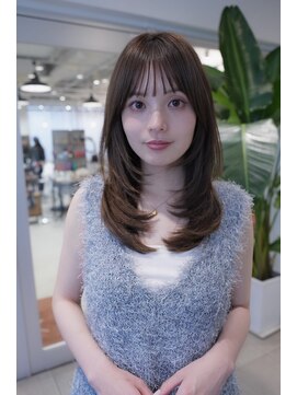 シーク バイ ベル 千葉(Seek by Belle) ミディアム/ レイヤーカット/暗めカラー/フェイスフレーミング