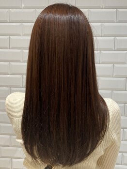 ミューズ 新浦安店(HAIR&NAIL MUSE)の写真/根本はつぶさずふんわり柔らかナチュラルストレートに♪髪へのダメージは最小限に仕上げます♪♪