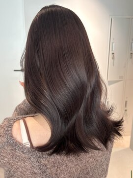 トリッカ シブヤ(TRICCA SHIBUYA) ラベンダーベージュグレージュアッシュ/艶髪/ミディアムレイヤー