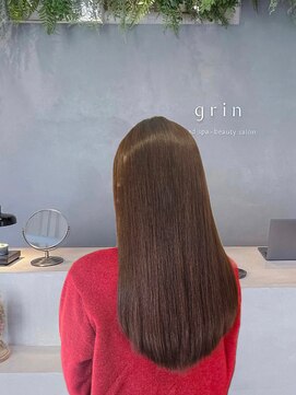 美髪矯正　ツンツンにならないストレート　弱酸性縮毛矯正