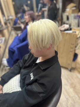 モアムー(Moremuu) 【Maho】ブロンド