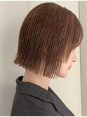 切りっぱなしミニボブ艶暗髪シースルーバング