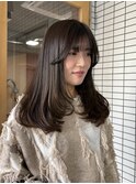お肌に透明感　オリーブベージュ