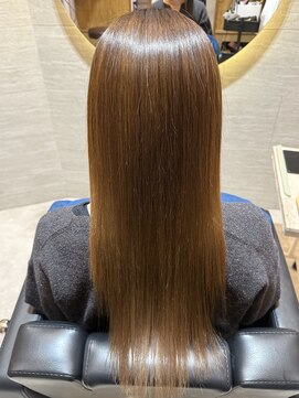 トゥーリ 甘木店(tuuli) 【tuuli甘木 朝倉】半個室サロン ◆ 艶髪髪質改善縮毛矯正
