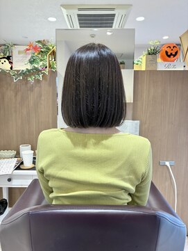 エル バイ ファースト(L by first) 【L by first】まとまる切りっぱなしボブ　10代/20代/30代/40代