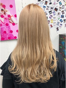 ノラ シンディ(NORA CYNDY) 外国人風ブロンドカラー☆