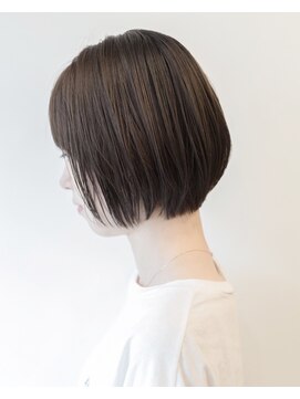 ドロワー(DRAWER) アッシュグレー×ショートボブ