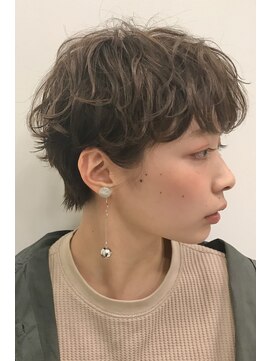 ダブル(W) 外国人風くしゅっとパーマスタイル