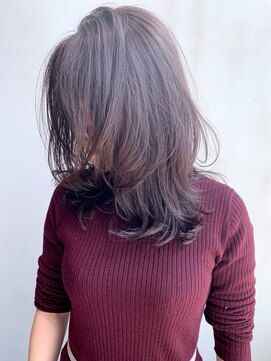 アイティー バイ アルバム 中野店(IT by ALBUM) レイヤーミディ_ローライトスリークボブ厚めバング_ba284232