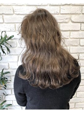 アジールヘア 北千住駅西口店(agir hair) 外国人風質感プラチナグレージュ【北千住】